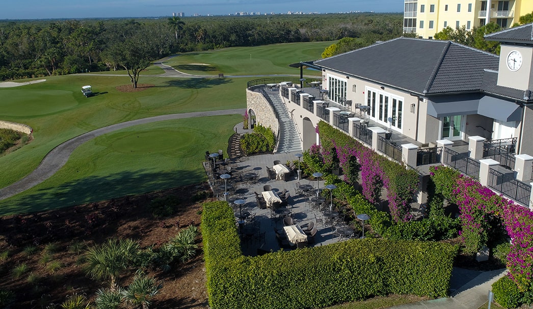 The Niblick 19th Hole at West Bay Club The Niblick at West Bay Club